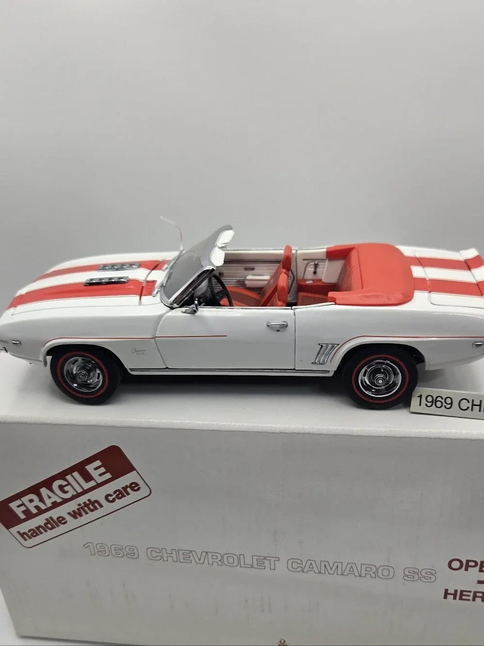 Danbury Mint 24 scale